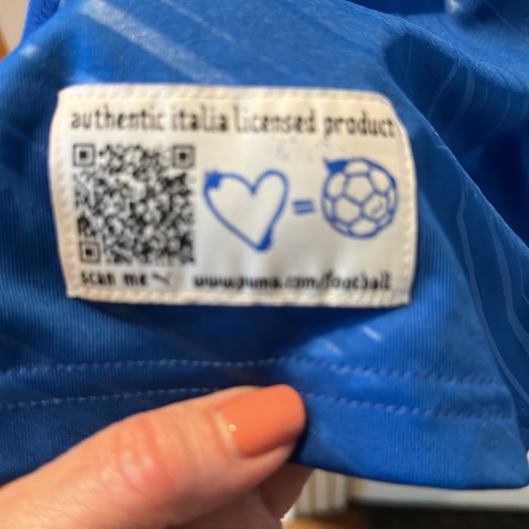 Puma Italia Soccer Jersey - Picture 7 of 10